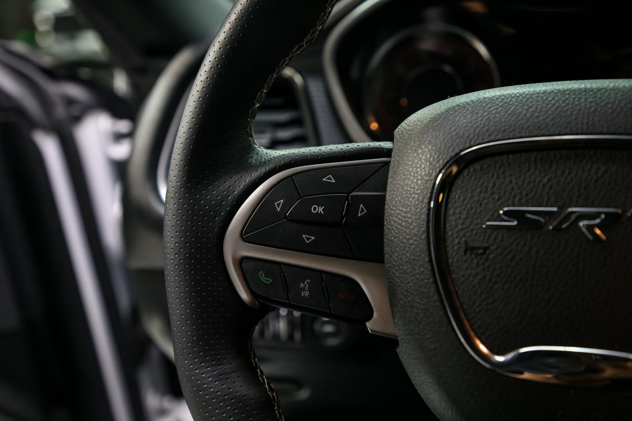 2016 Dodge Challenger SRT HELLCAT MANUAL 707HP 4NEWTIRES NOACCDENT LOWKM Photo