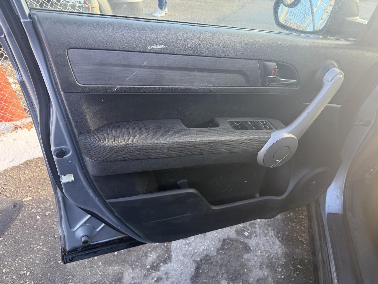 2007 Honda CR-V *** BLOWOUT SALE *** Photo