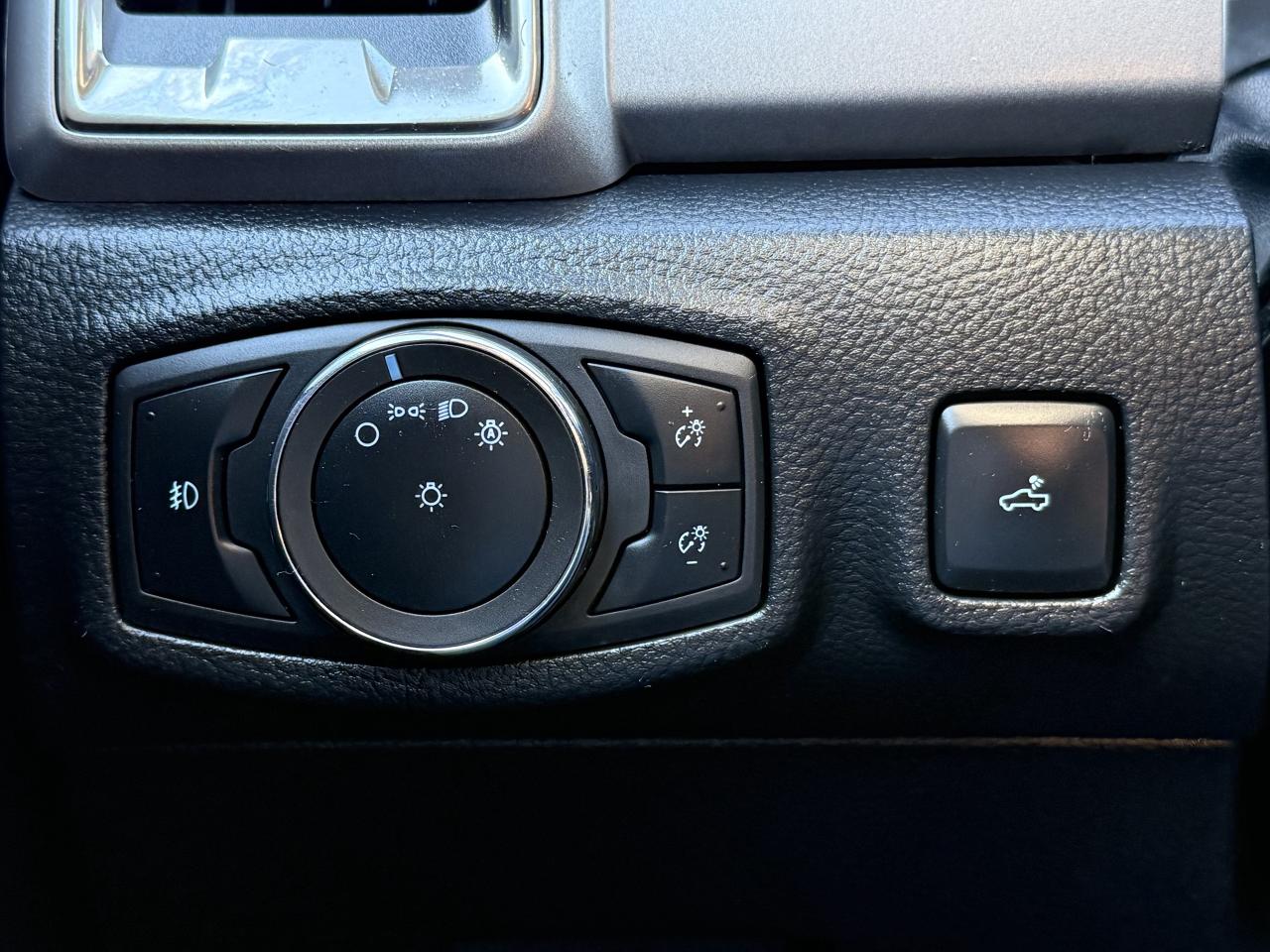 2020 Ford Ranger XLT 4WD SuperCrew 5' Box * AWD * SYNC * RCam * Photo