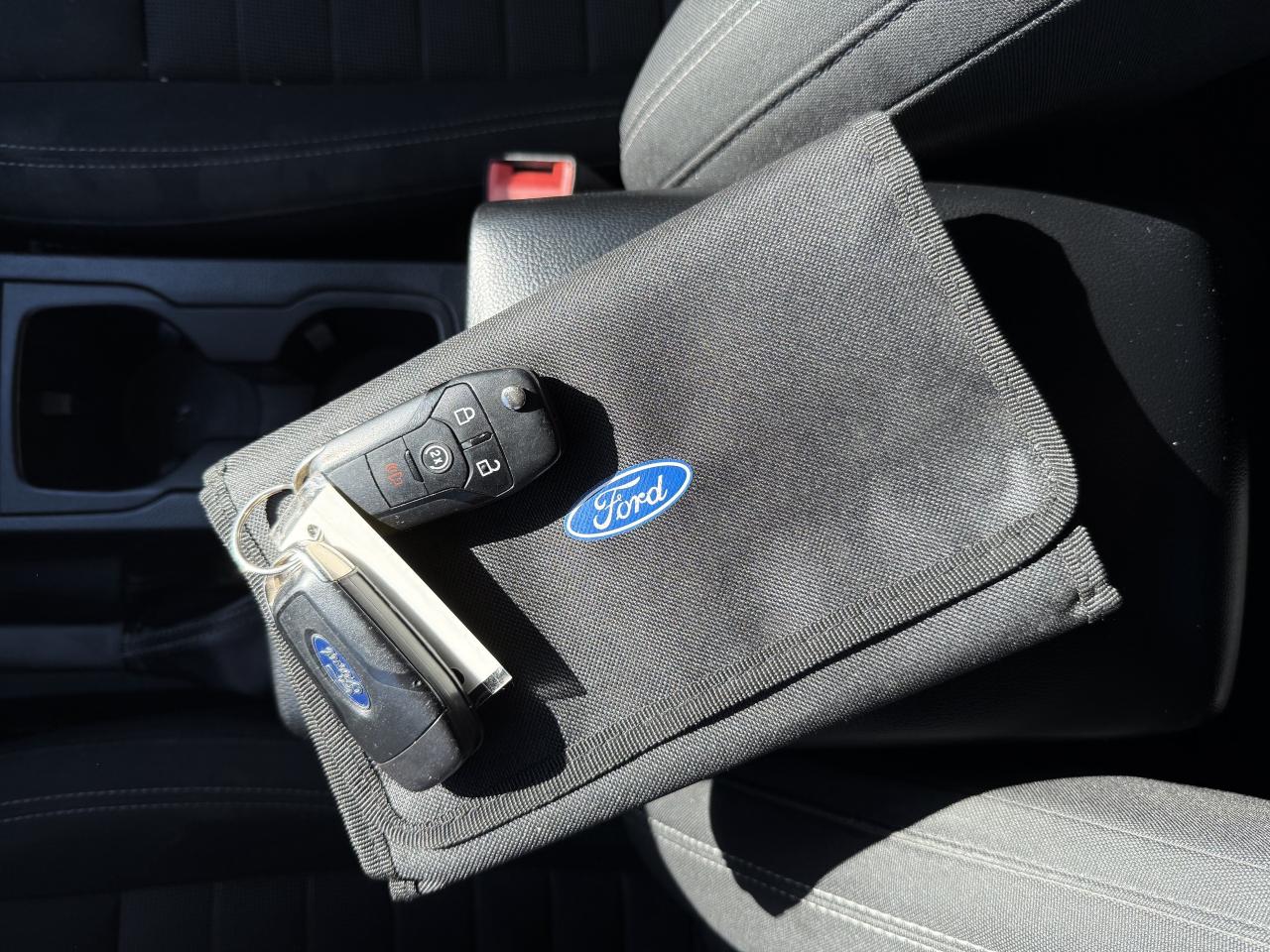 2020 Ford Ranger XLT 4WD SuperCrew 5' Box * AWD * SYNC * RCam * Photo