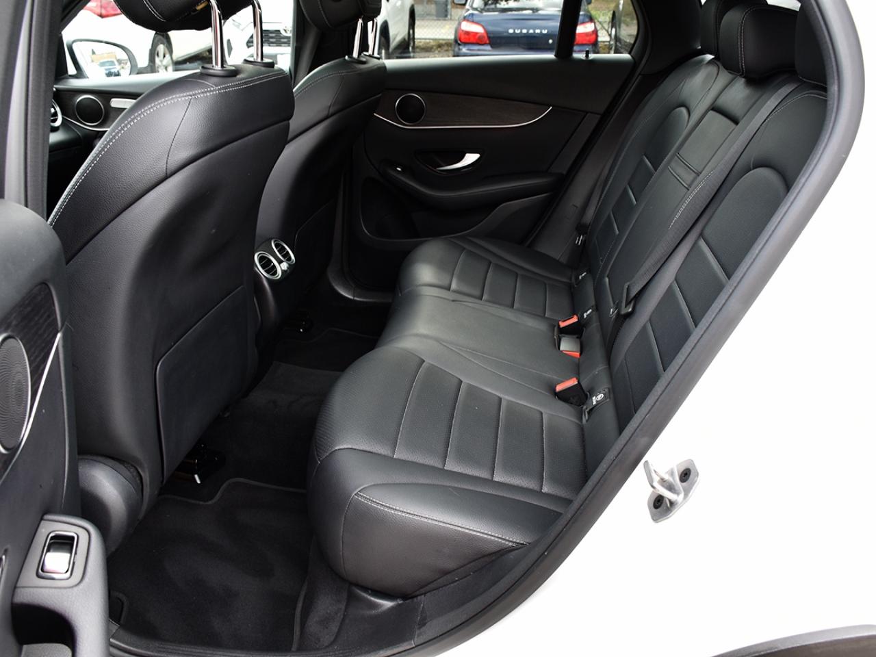 2022 Mercedes-Benz GLC AMG l 4Matic l Mercedes Warranty l Ambient Light l Photo