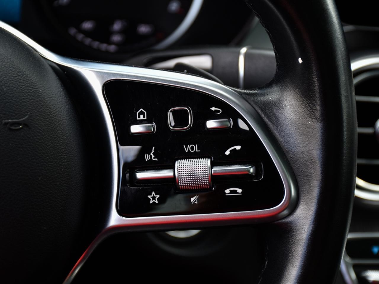 2022 Mercedes-Benz GLC AWD*AMG*Panoramic*Navi*BSM*Camera*Cruise!! Photo