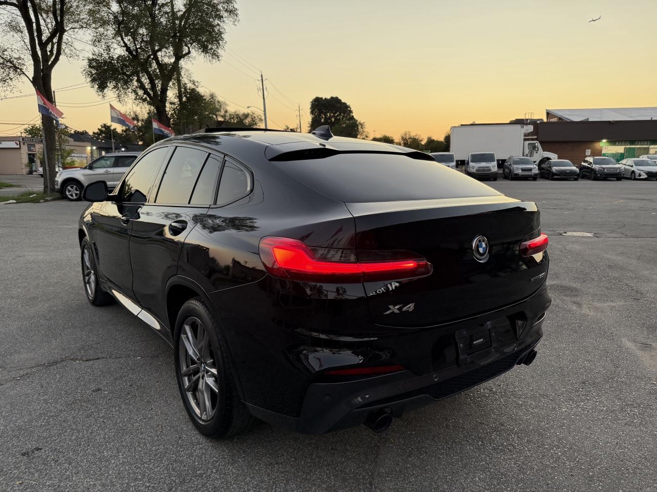 2021 BMW X4 One Owner * M Package * HUD * Ambient Lighting * Photo4