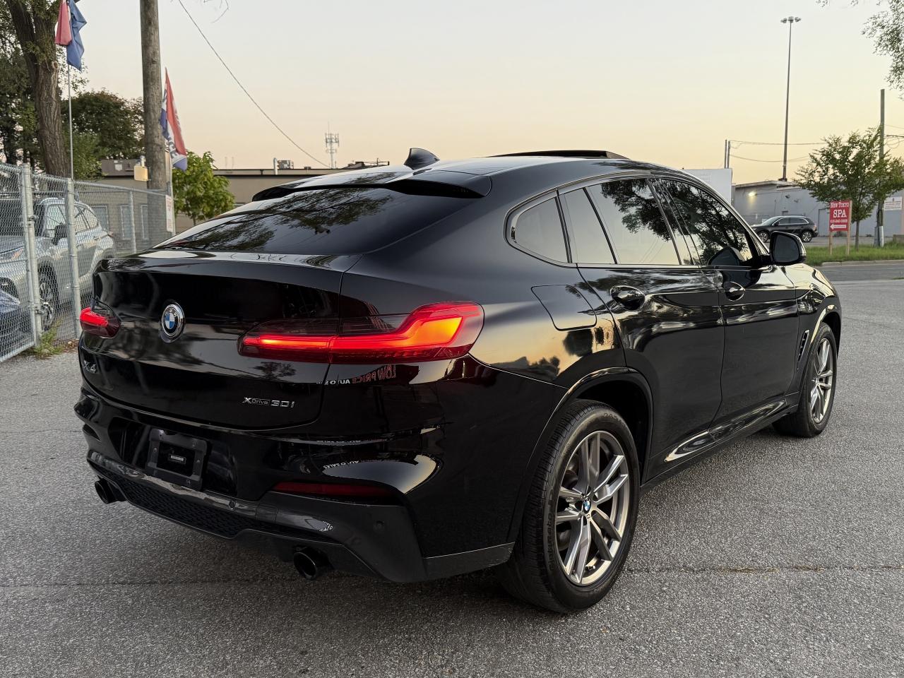 2021 BMW X4 One Owner * M Package * HUD * Ambient Lighting * Photo