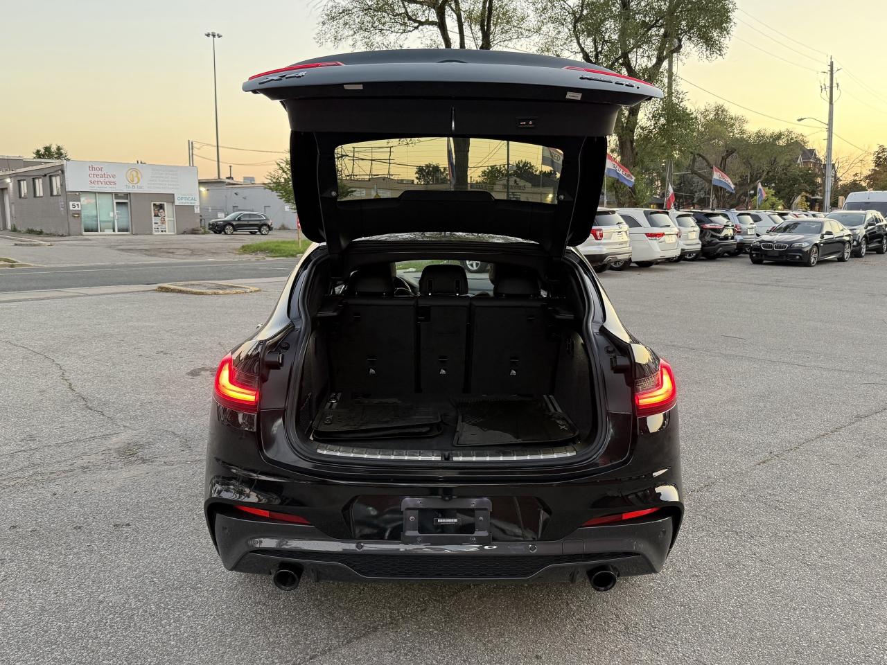 2021 BMW X4 One Owner * M Package * HUD * Ambient Lighting * Photo