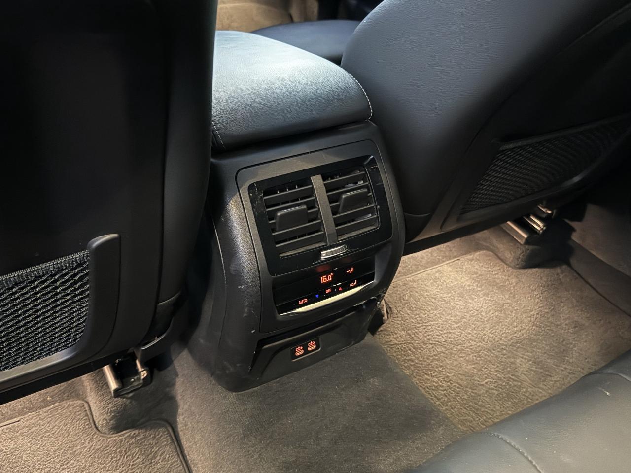 2021 BMW X4 One Owner * M Package * HUD * Ambient Lighting * Photo