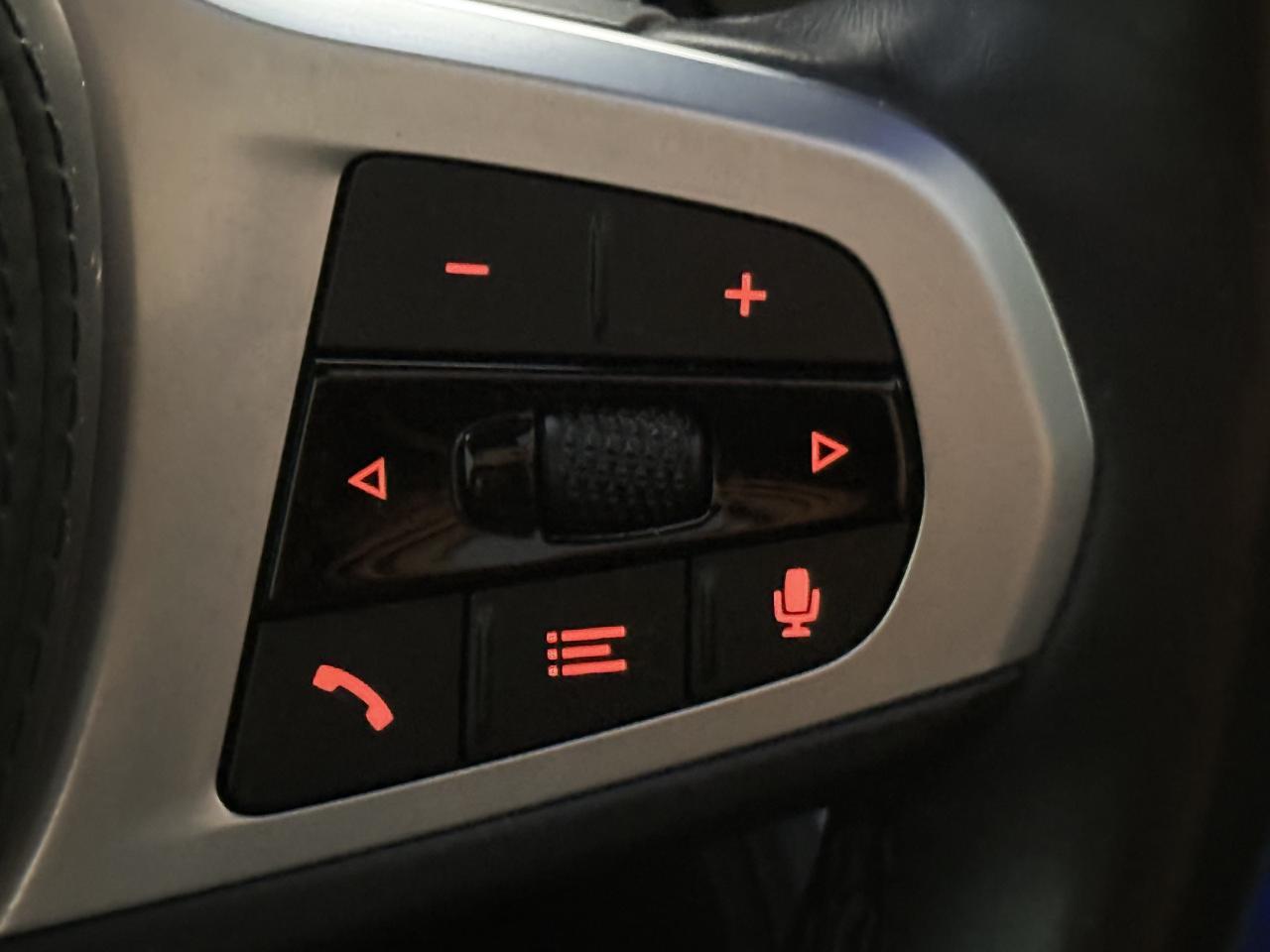 2021 BMW X4 One Owner * M Package * HUD * Ambient Lighting * Photo