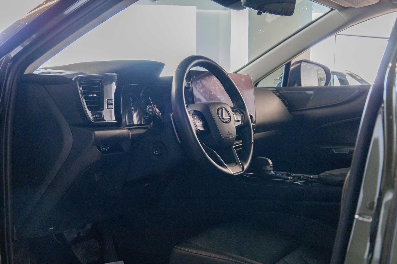 2024 Lexus NX 350h Executive Pkg Safety Certified Welcome Trades Photo