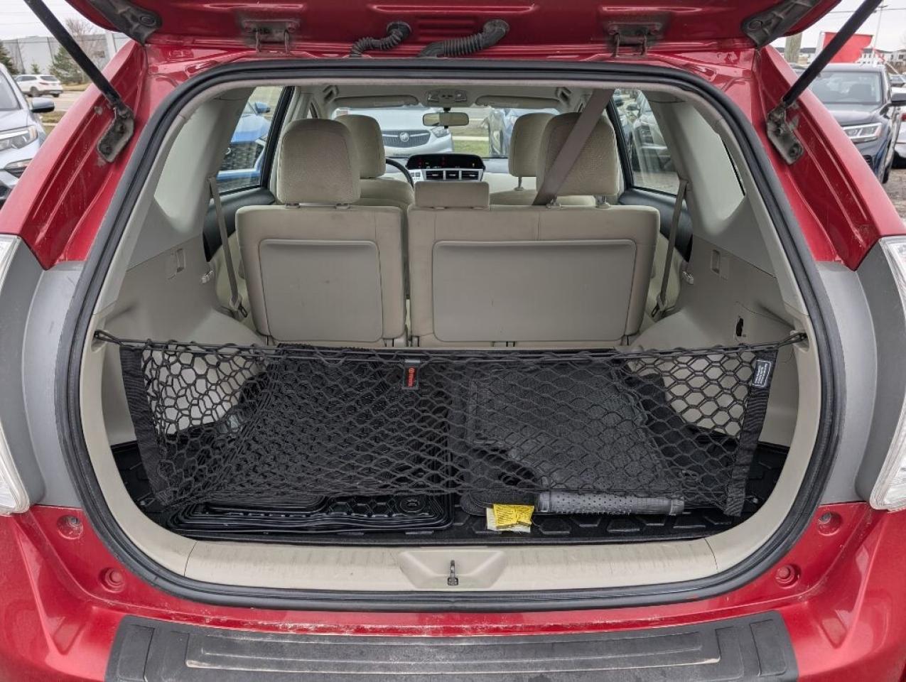 2013 Toyota Prius v 5dr Hatchback Photo