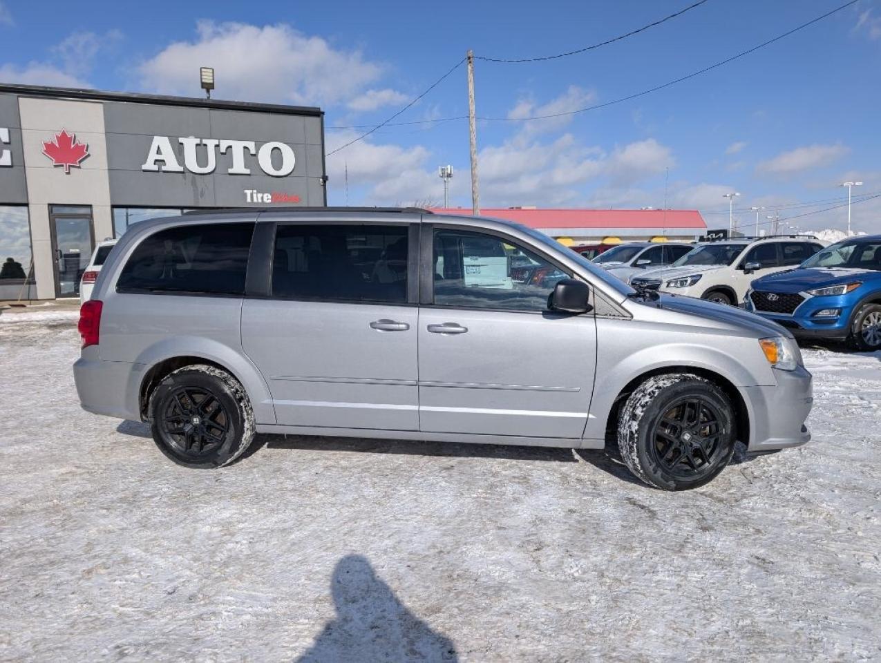 2017 Dodge Grand Caravan SXT PLUS   DVD   CAMERA    BLUETOOTH Photo