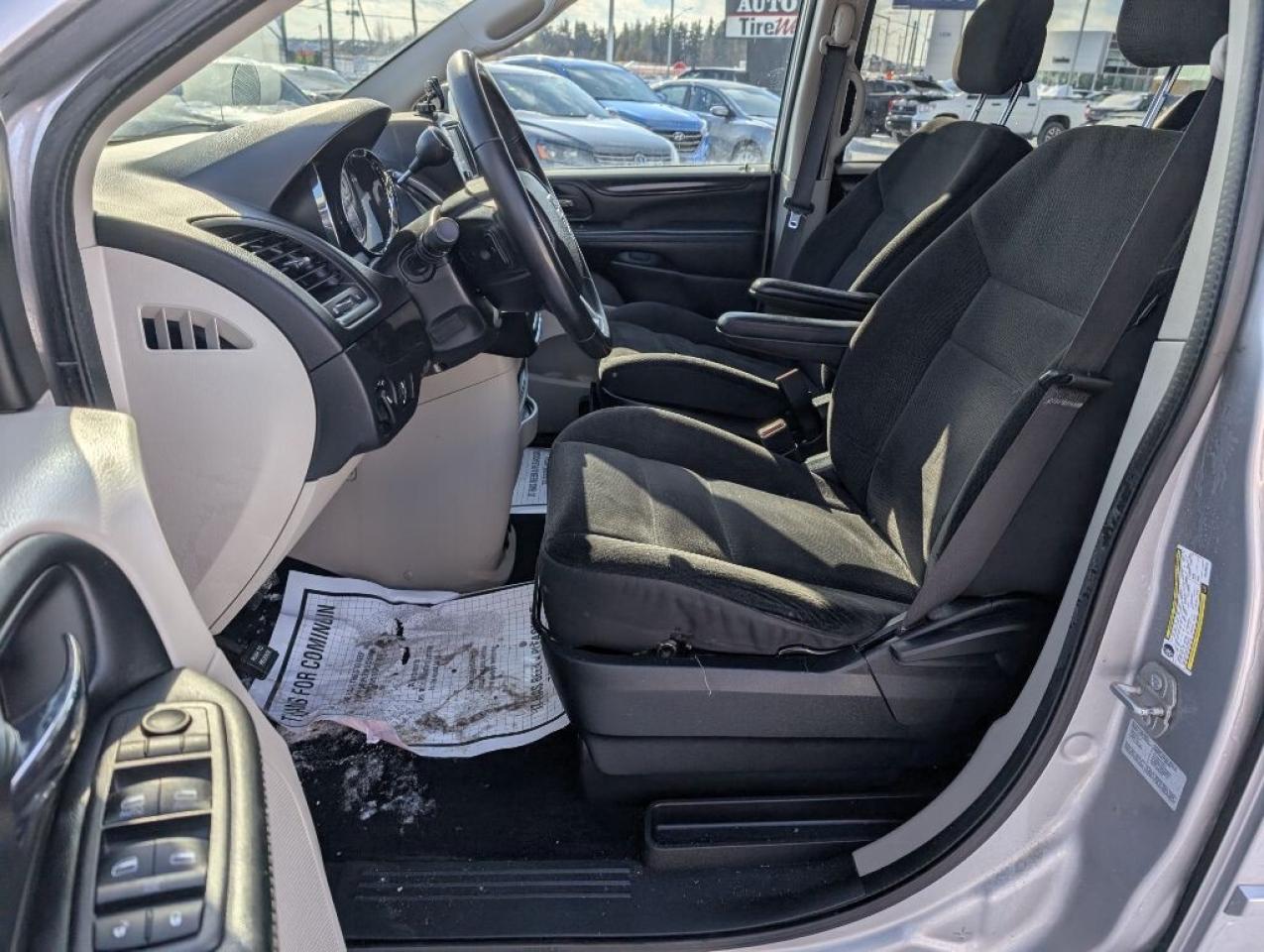 2017 Dodge Grand Caravan SXT PLUS   DVD   CAMERA    BLUETOOTH Photo