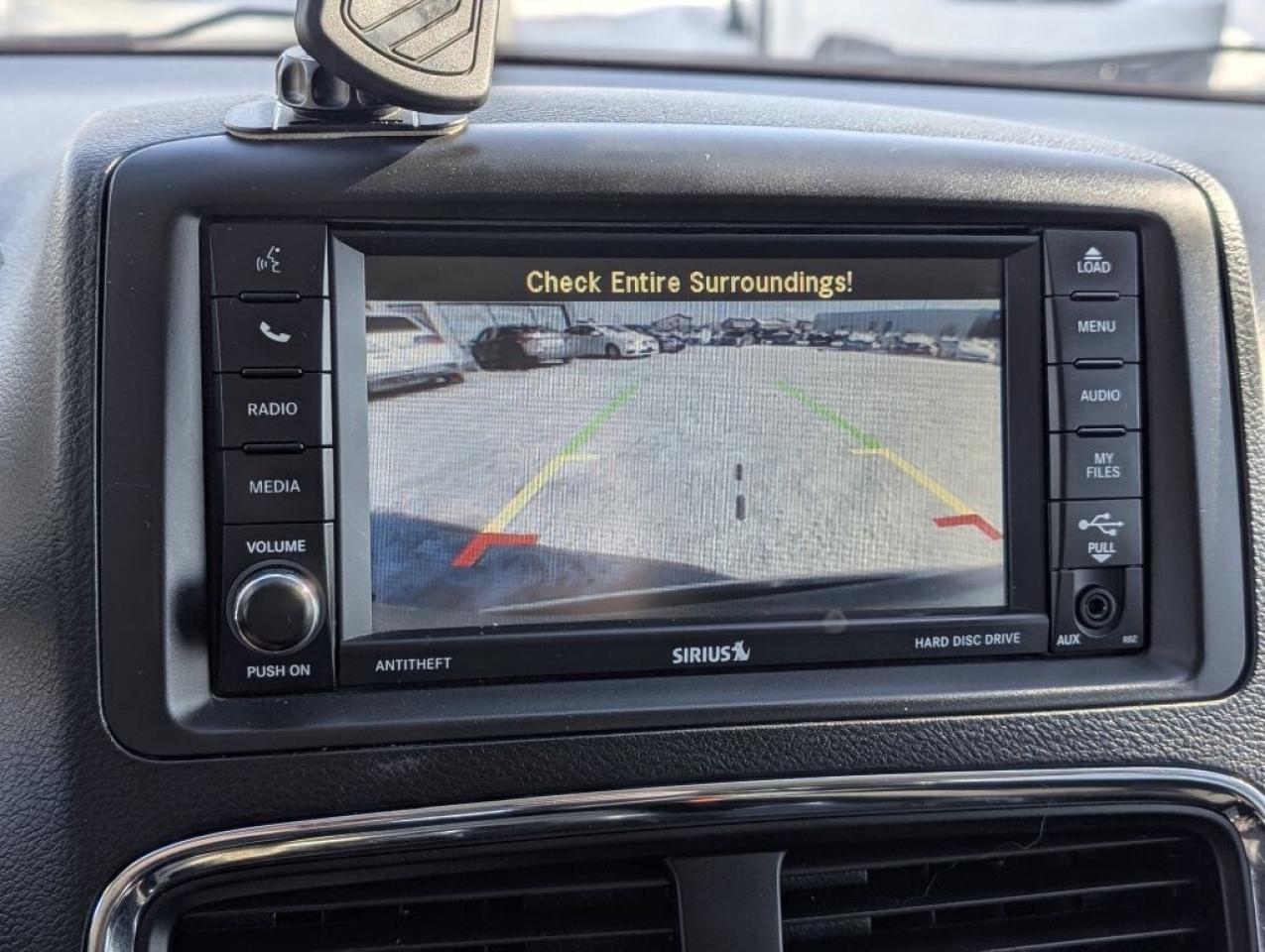 2017 Dodge Grand Caravan SXT PLUS   DVD   CAMERA    BLUETOOTH Photo