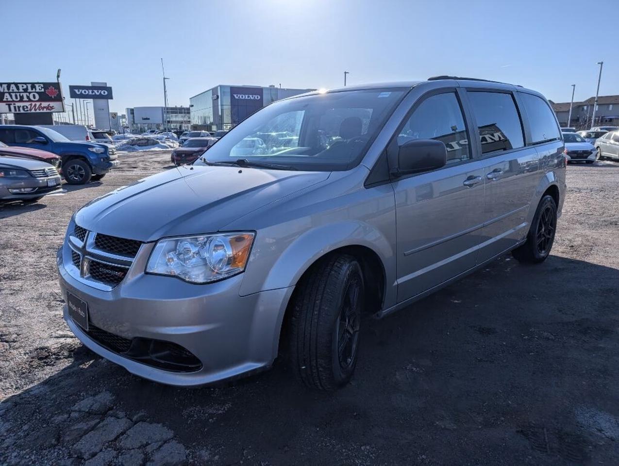 2017 Dodge Grand Caravan SXT PLUS   DVD   CAMERA    BLUETOOTH Photo