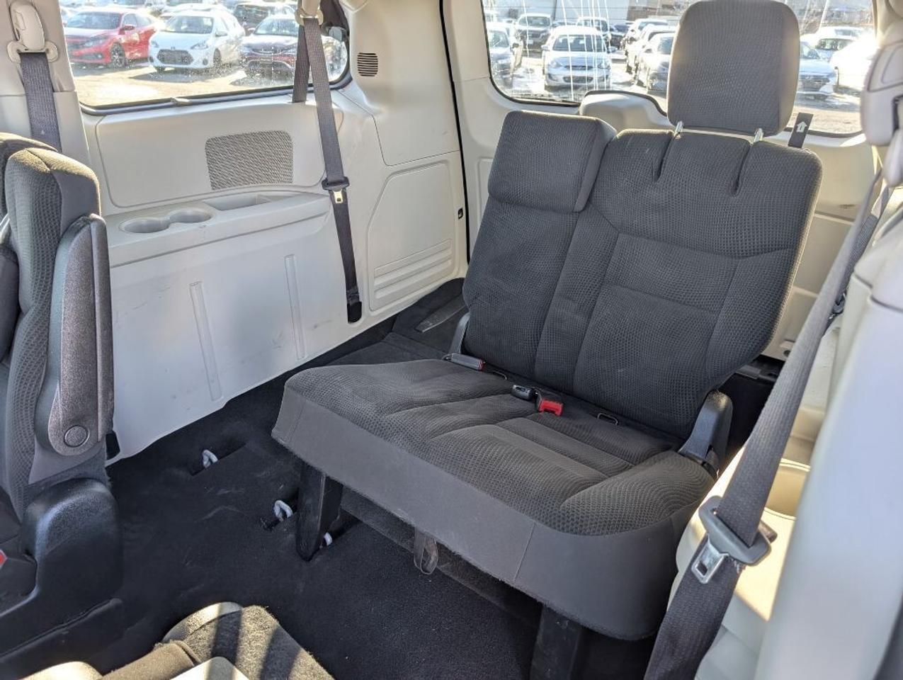 2017 Dodge Grand Caravan SXT PLUS   DVD   CAMERA    BLUETOOTH Photo