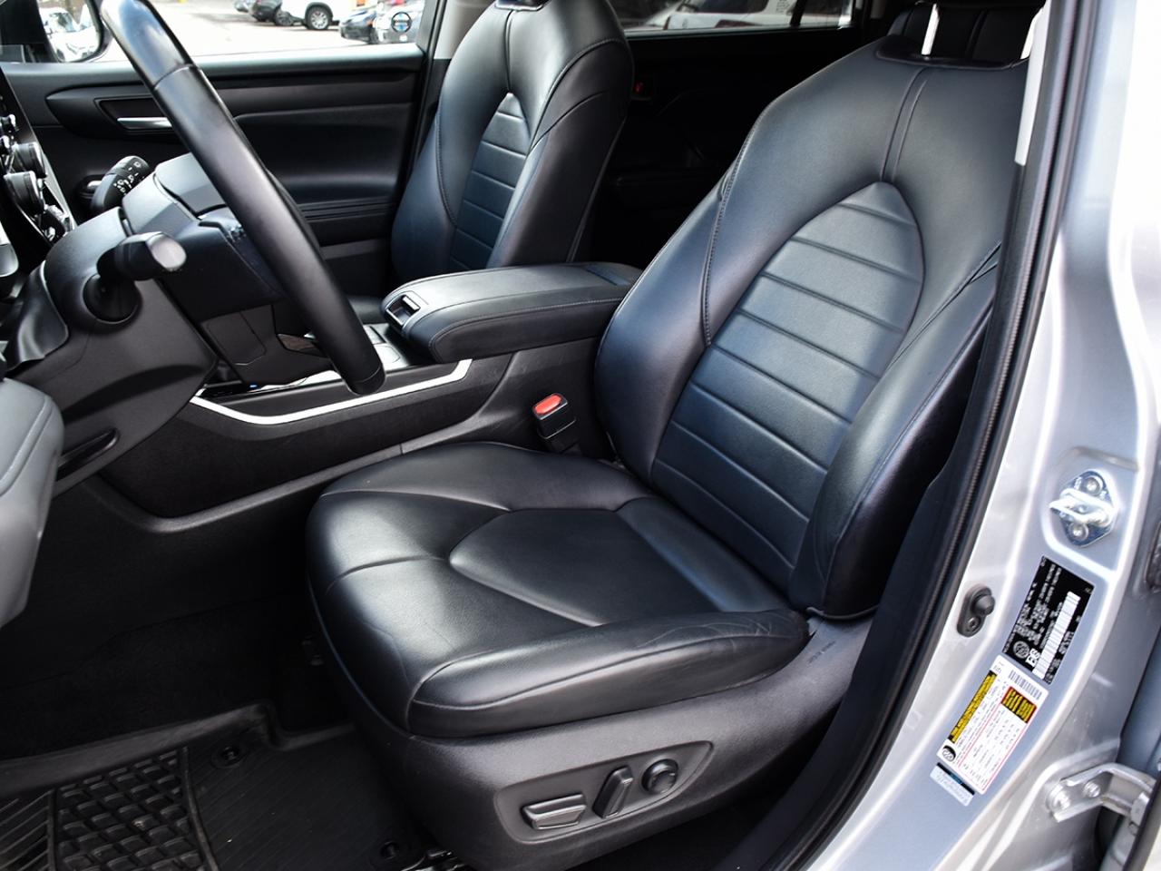 2021 Toyota Highlander One Owner l Toyota Warranty l XLE Hybrid l AWD l Photo