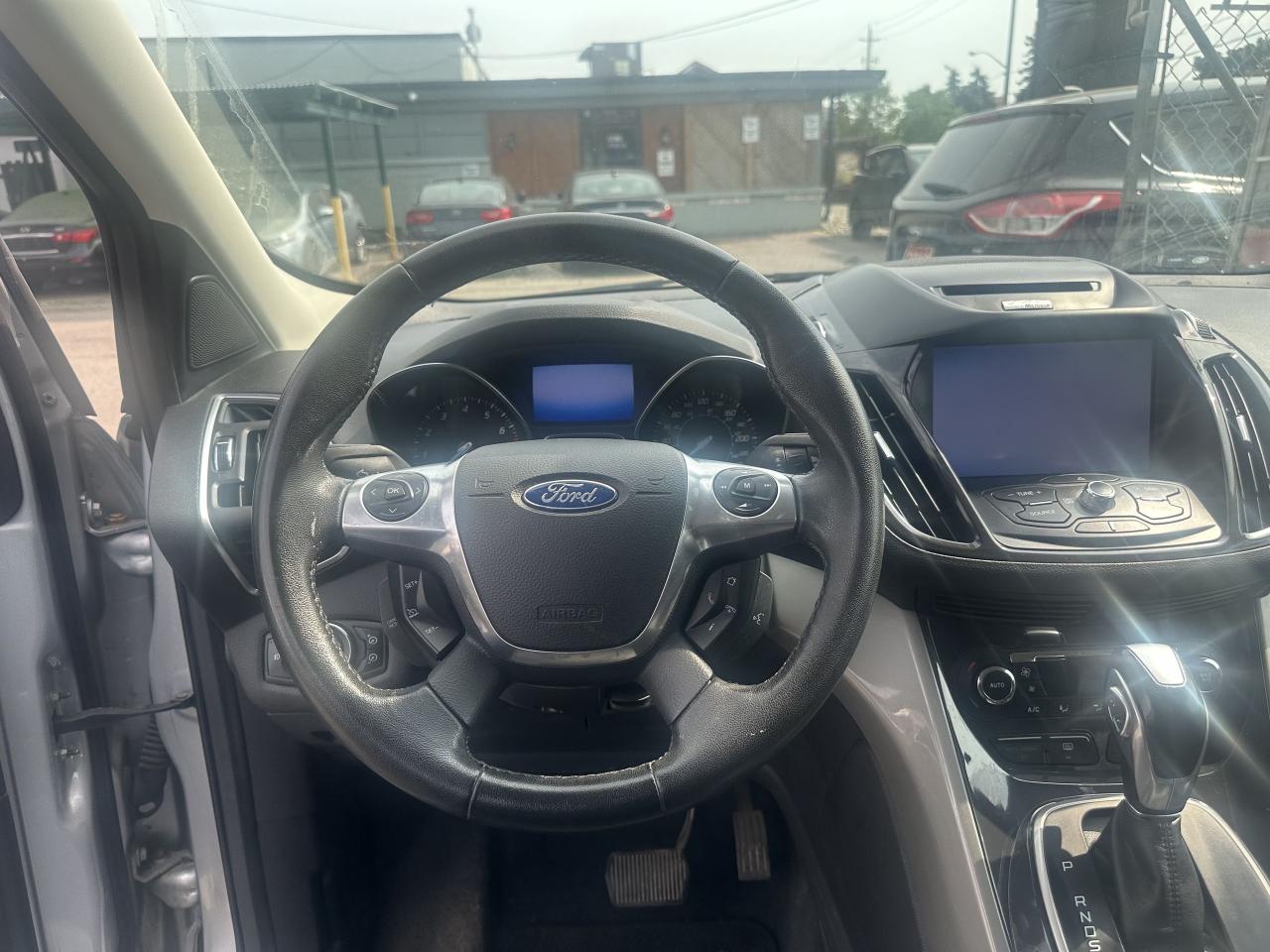 2013 Ford Escape *** 3 YEAR WARRANTY INCLUDED *** Photo