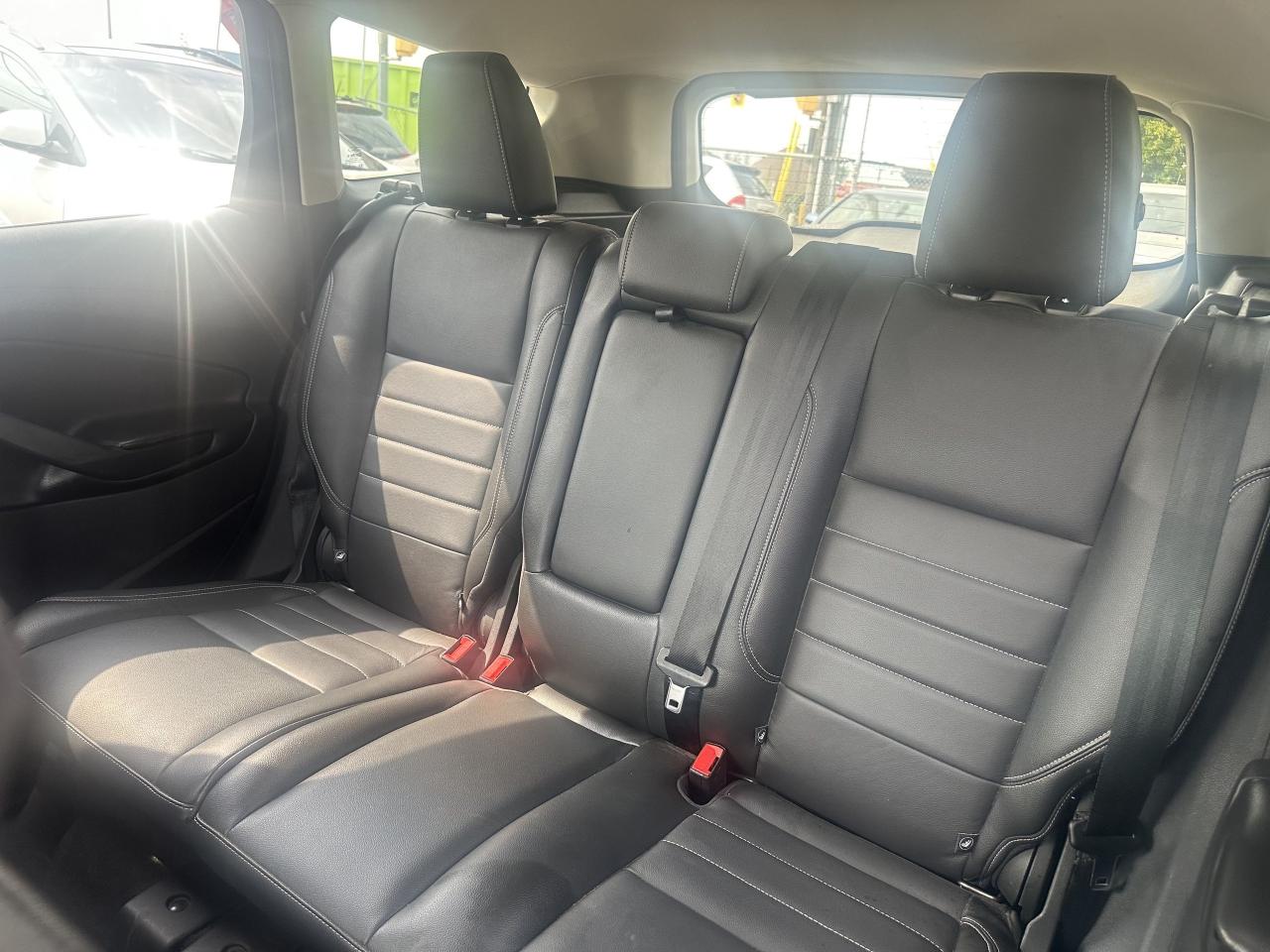 2013 Ford Escape *** 3 YEAR WARRANTY INCLUDED *** Photo