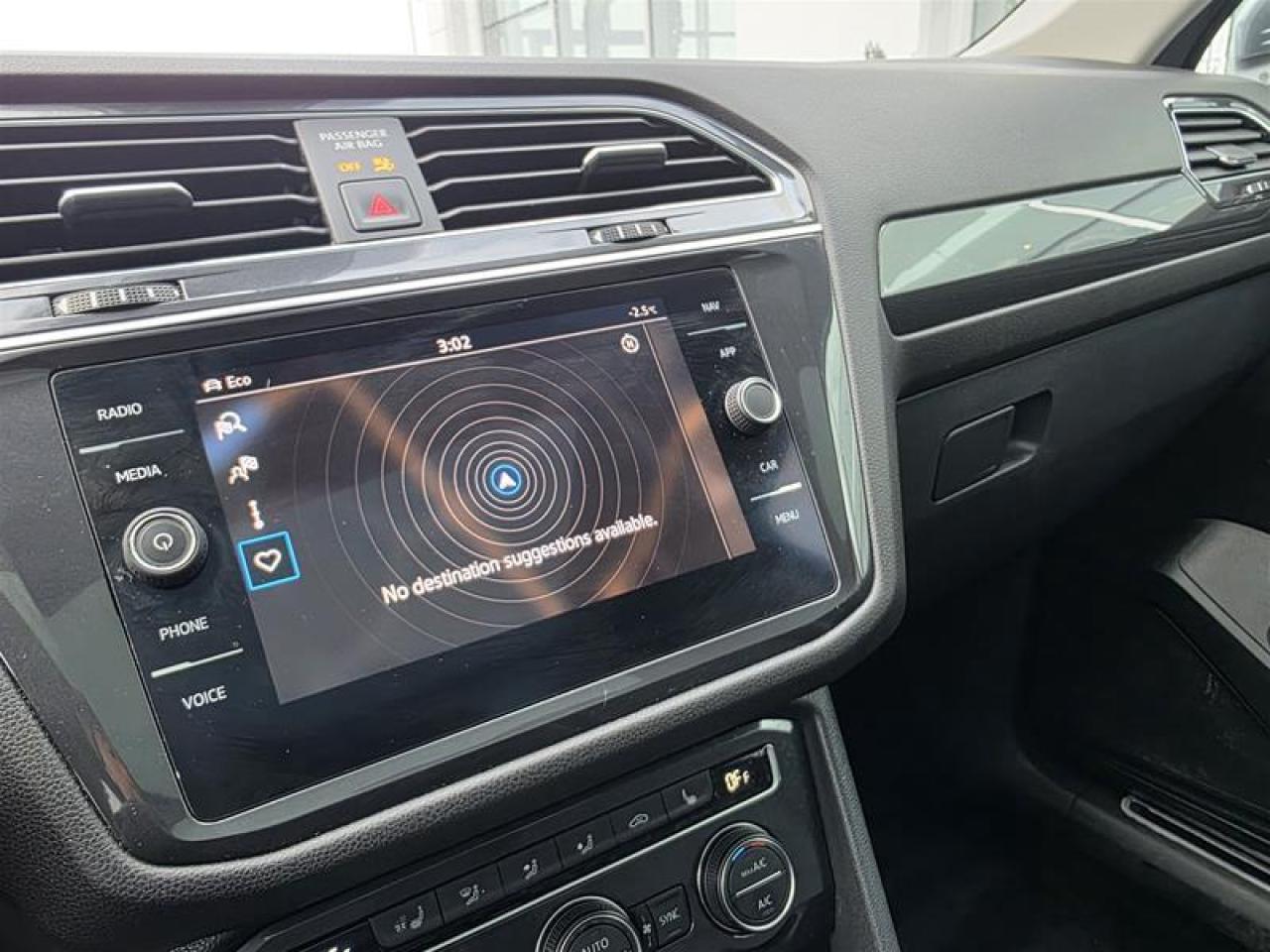 2021 Volkswagen Tiguan Highline 2.0T 8sp at w/Tip 4M Photo