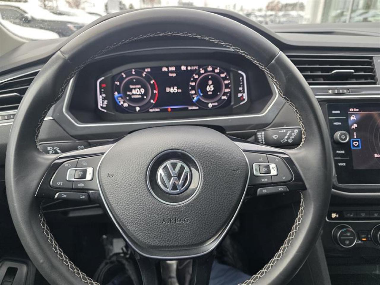2021 Volkswagen Tiguan Highline 2.0T 8sp at w/Tip 4M Photo