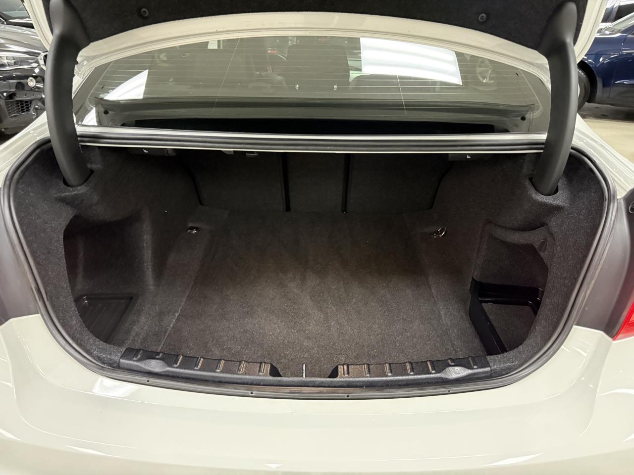 2014 BMW 3 Series 4dr Sdn 335i xDrive AWD Photo