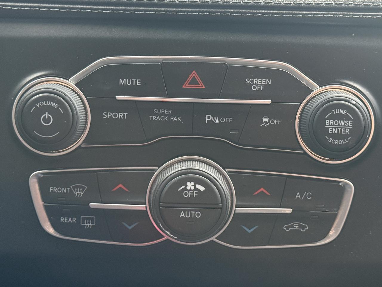 2023 Dodge Charger R/T l RWD l 5.7L l 380HP l Hemi l Dodge Warranty + Photo