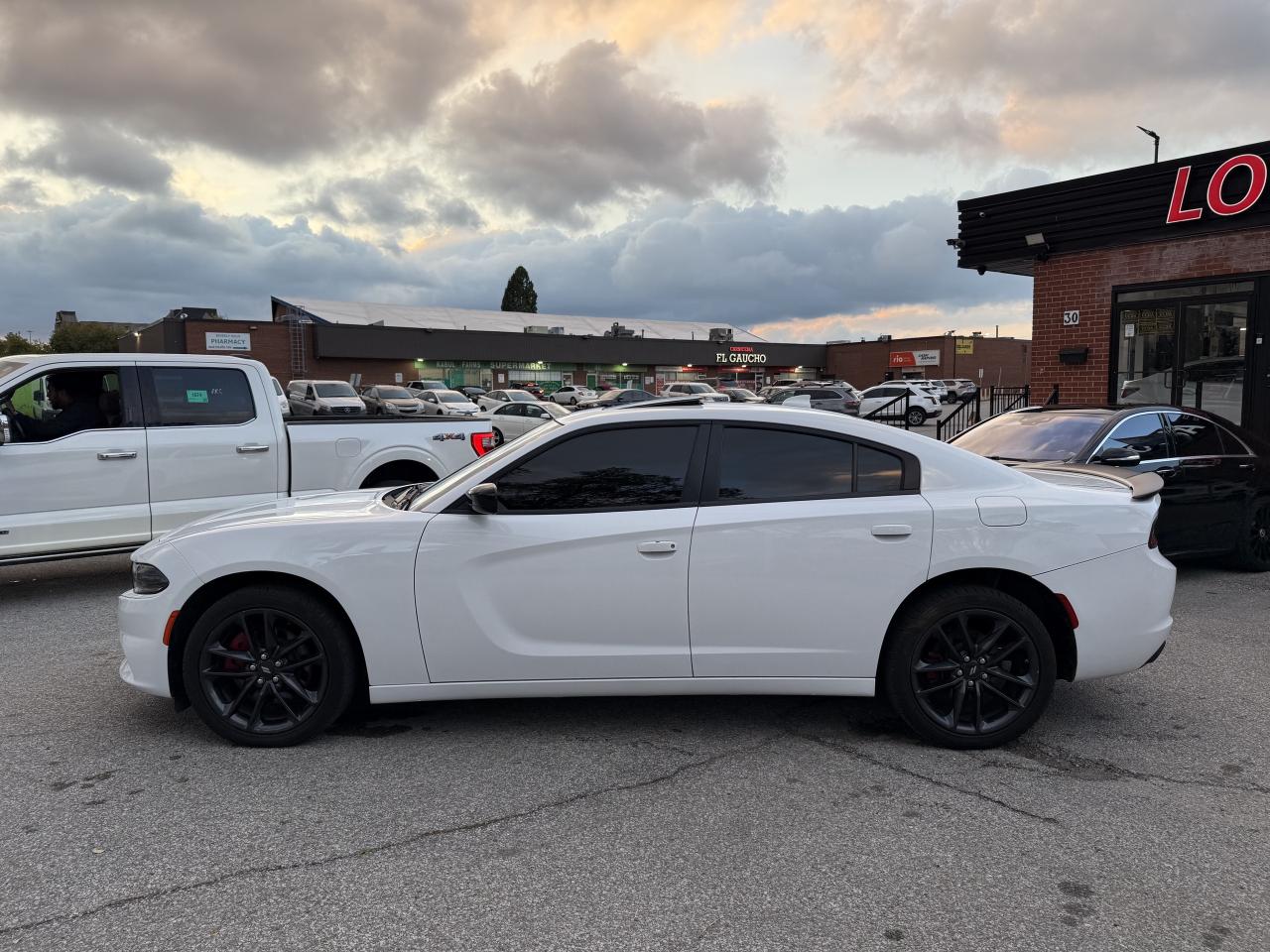2023 Dodge Charger SXT l AWD l Sunroof l Camera l BSM l Warranty l Photo