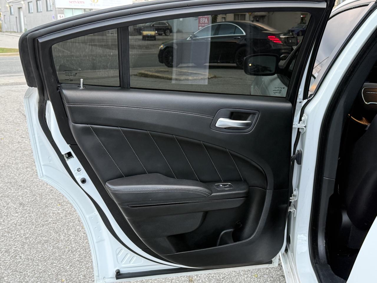 2023 Dodge Charger SXT AWD*Leather*Sunroof*Camera*BSM*Warraty! Photo