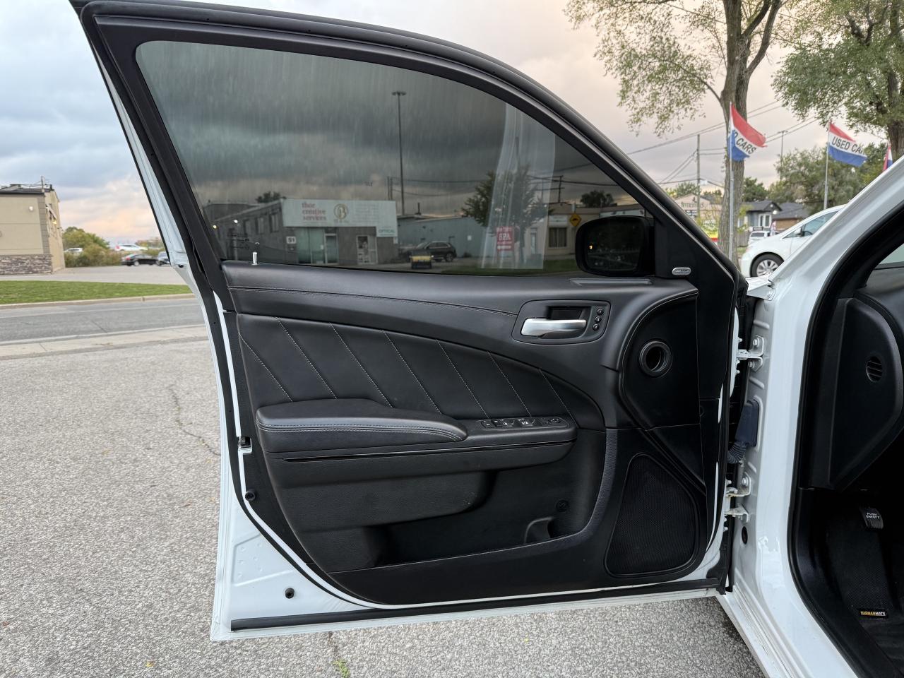 2023 Dodge Charger SXT l AWD l Sunroof l Camera l BSM l Warranty l Photo