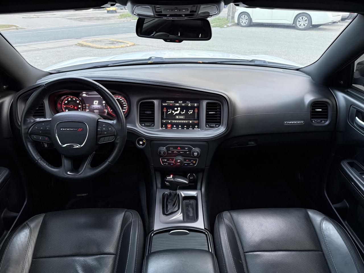 2023 Dodge Charger SXT l AWD l Sunroof l Camera l BSM l Warranty l Photo