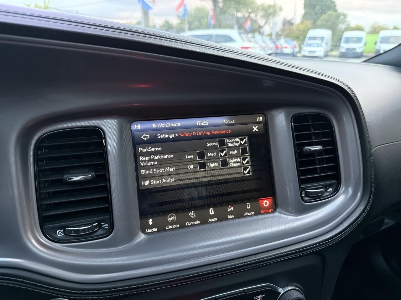 2023 Dodge Charger SXT l AWD l Sunroof l Camera l BSM l Warranty l Photo