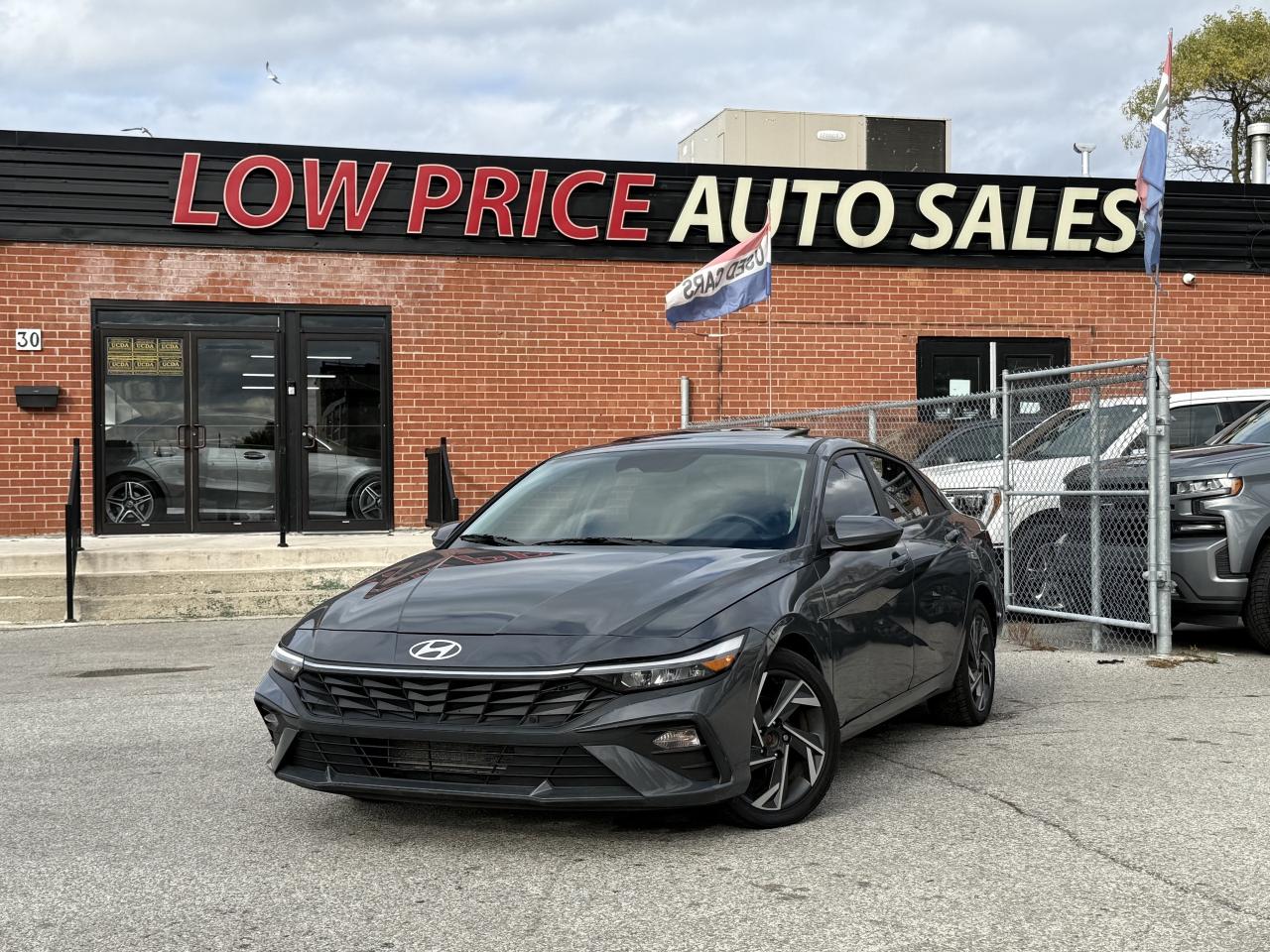 2024 Hyundai Elantra Preferredw-Tech Pkg * One Owner * Hyundai Warranty Photo0