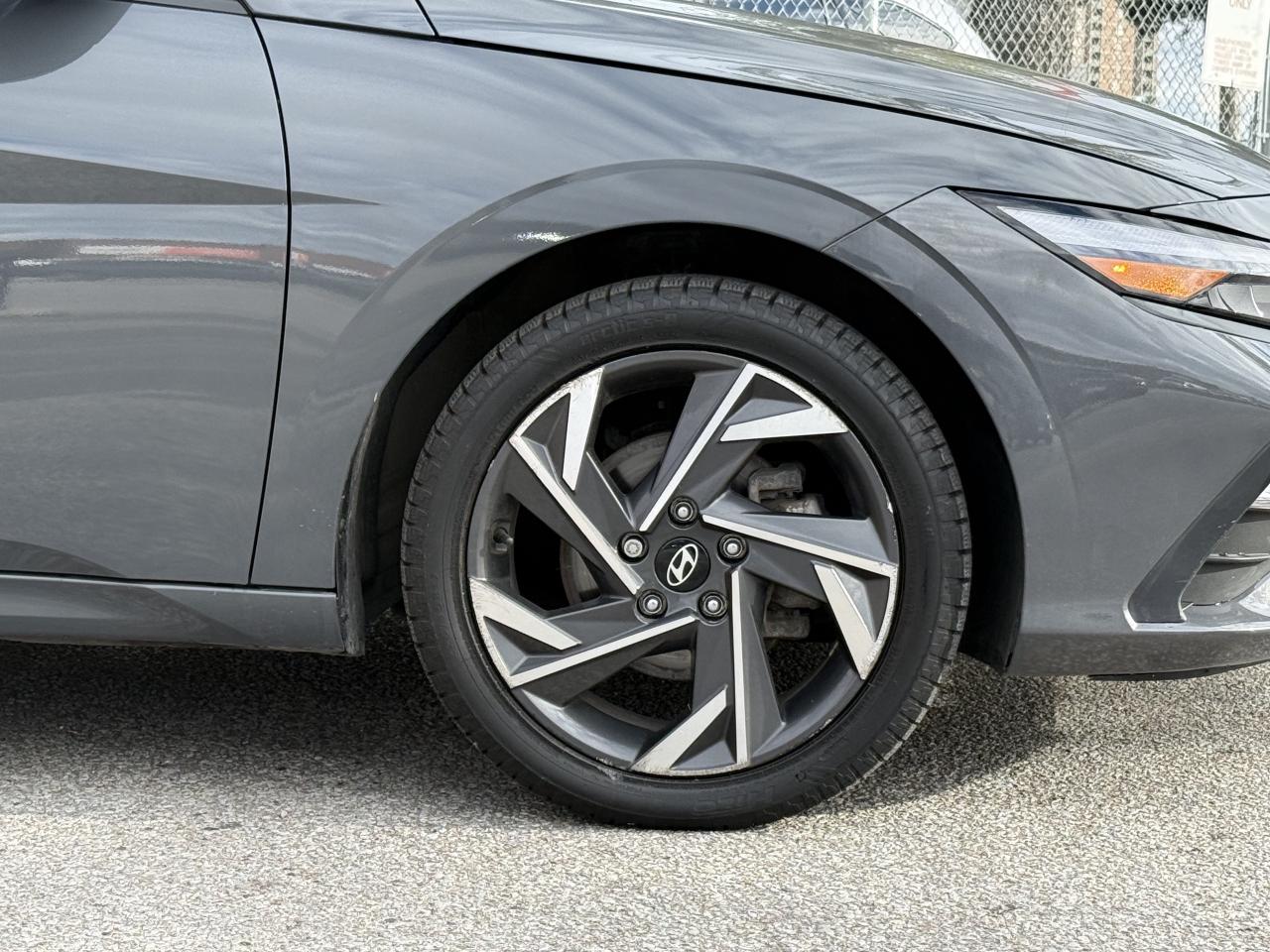 2024 Hyundai Elantra Preferredw-Tech Pkg * One Owner * Hyundai Warranty Photo