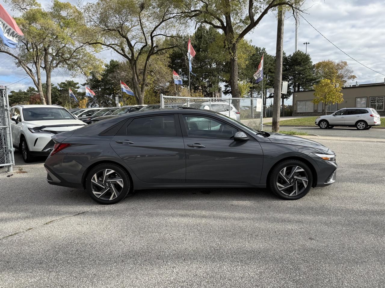 2024 Hyundai Elantra Preferredw-Tech Pkg l One Owner l Hyundai Warranty Photo