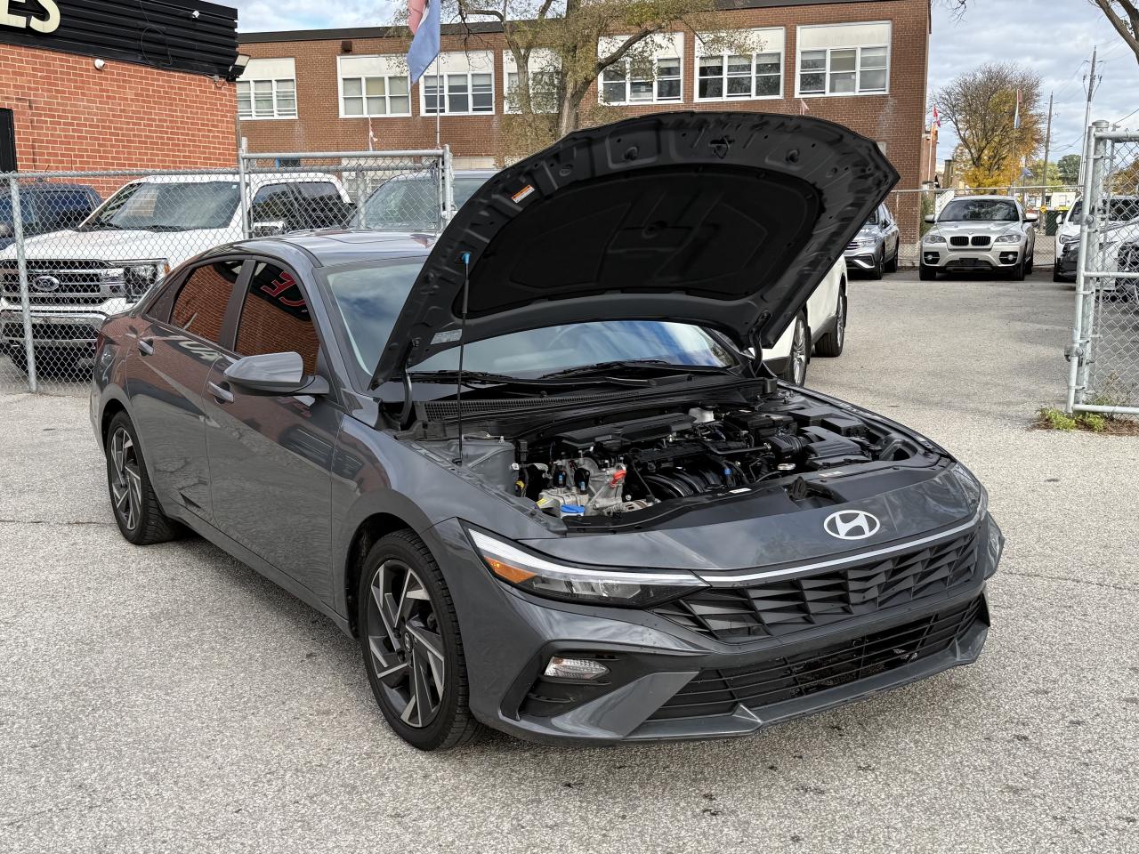 2024 Hyundai Elantra Preferredw-Tech Pkg * One Owner * Hyundai Warranty Photo