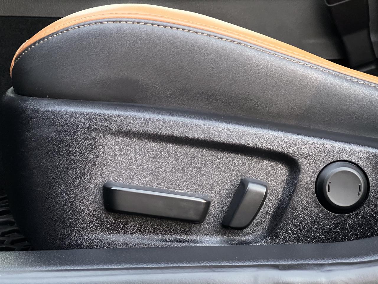 2024 Lexus IS IS 300 AWD * No Accident *  Grecian Water Blue * Photo