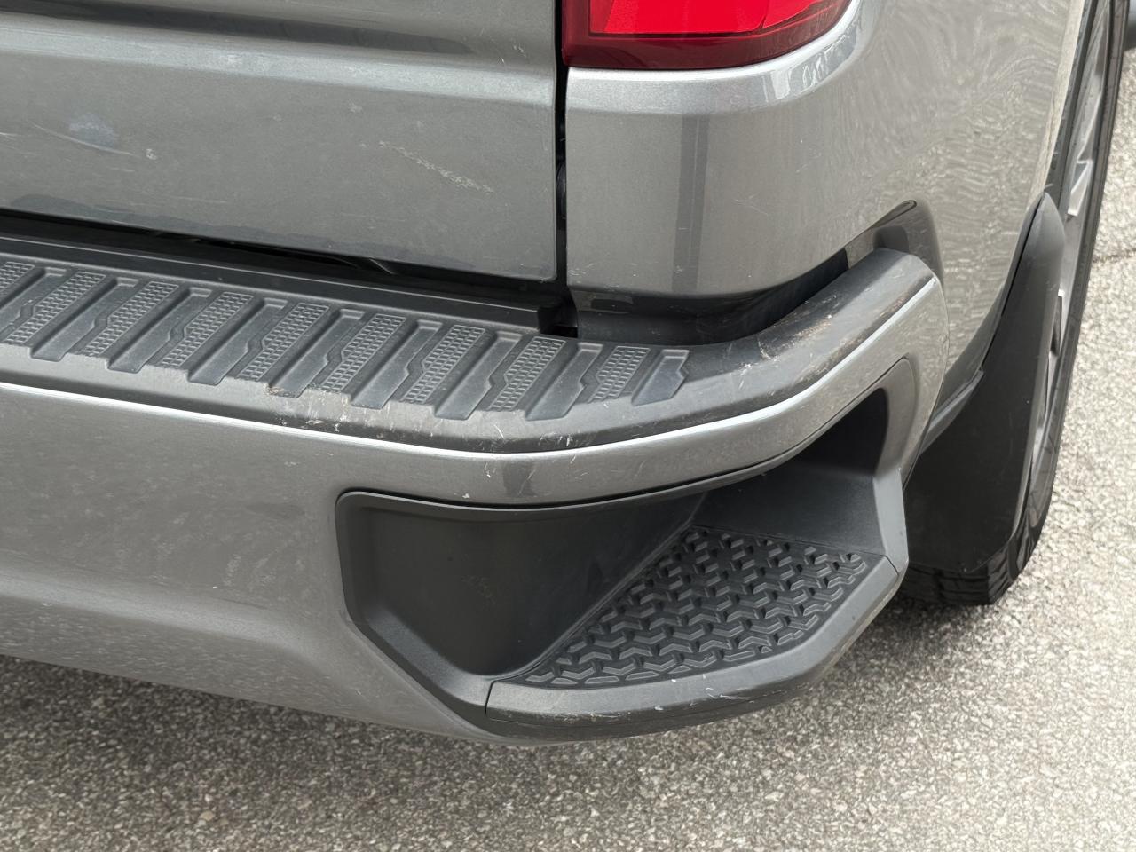 2021 Chevrolet Silverado 1500 4WD * Crew Cab * 147 * RST * 5.7 * V8 * 5th Wheel Photo