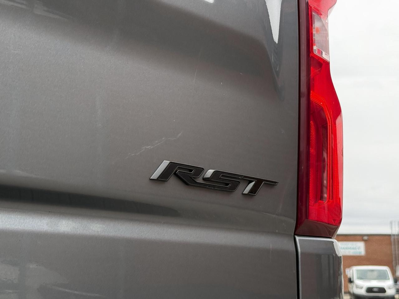 2021 Chevrolet Silverado 1500 4WD * Crew Cab * 147 * RST * 5.7 * V8 * 5th Wheel Photo