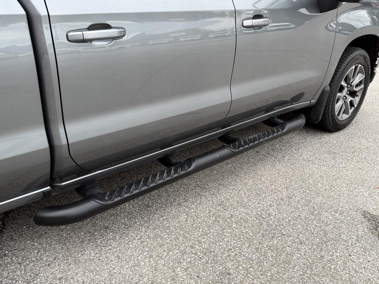 2021 Chevrolet Silverado 1500 4WD * Crew Cab * 147 * RST * 5.7 * V8 * 5th Wheel Photo