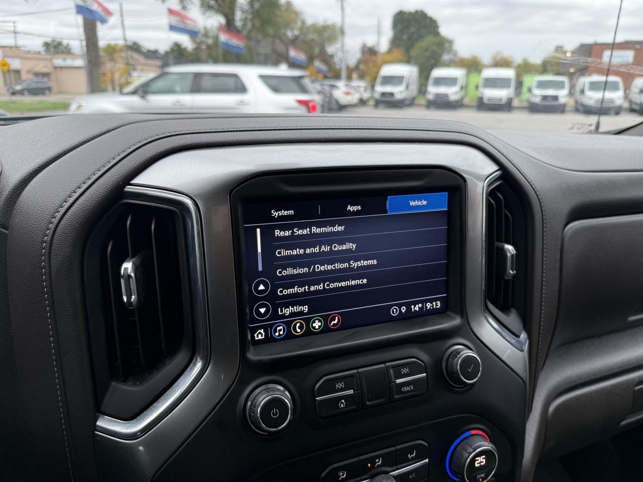 2021 Chevrolet Silverado 1500 4WD * Crew Cab * 147 * RST * 5.7 * V8 * 5th Wheel Photo
