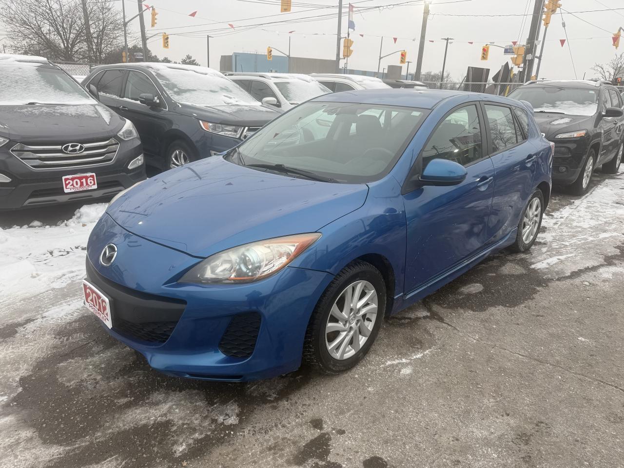 2012 Mazda MAZDA3 *** 3 YEAR WARRANTY INCLUDED *** Photo
