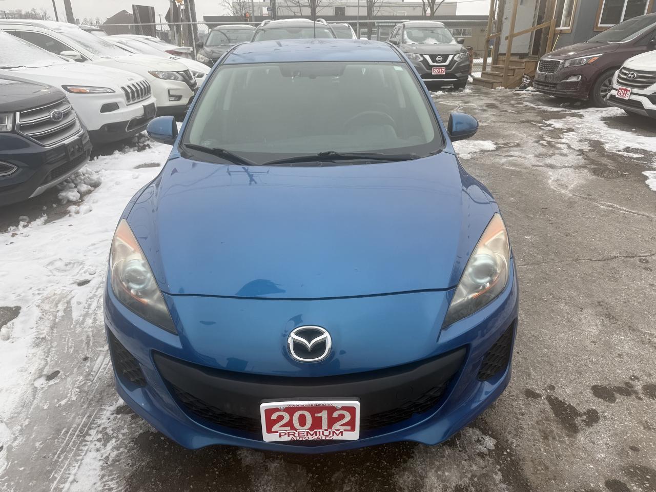 2012 Mazda MAZDA3 *** 3 YEAR WARRANTY INCLUDED *** Photo