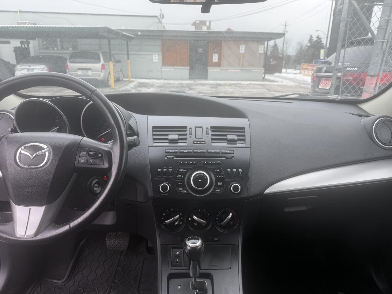 2012 Mazda MAZDA3 *** 3 YEAR WARRANTY INCLUDED *** Photo