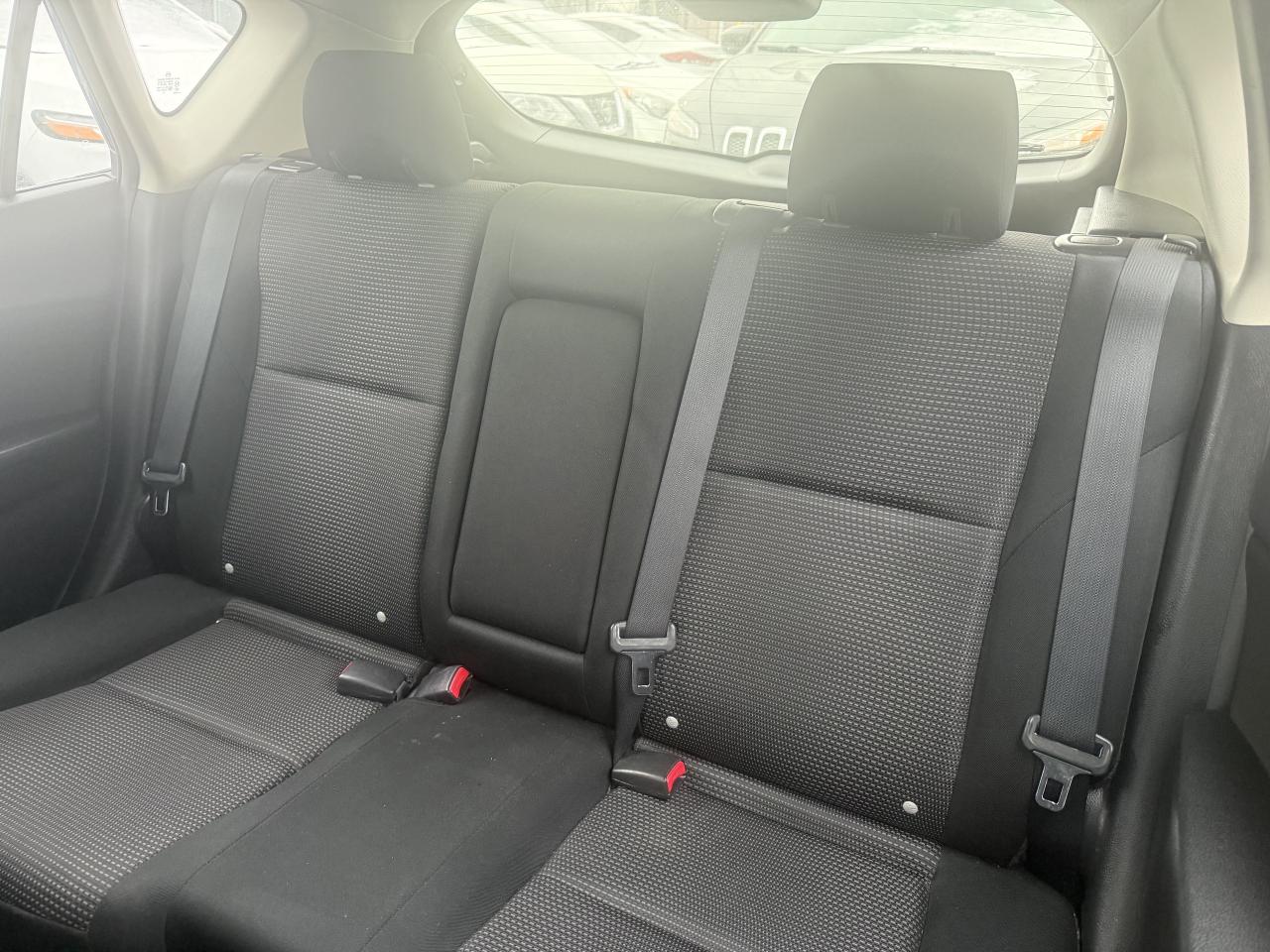 2012 Mazda MAZDA3 *** 3 YEAR WARRANTY INCLUDED *** Photo