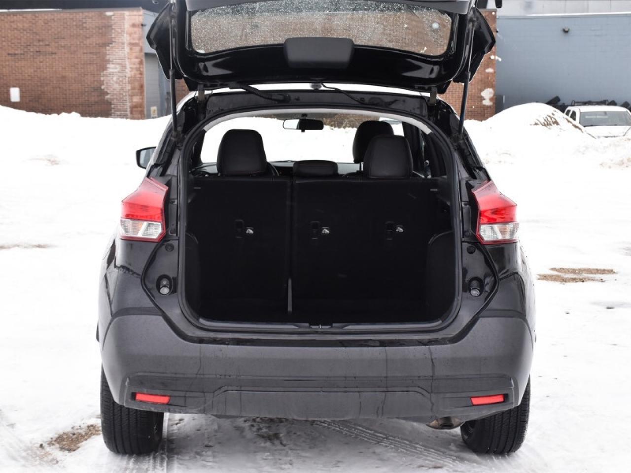 2019 Nissan Kicks SR   Bose Audio   Heated Seats   BSM   Rear Camera Photo