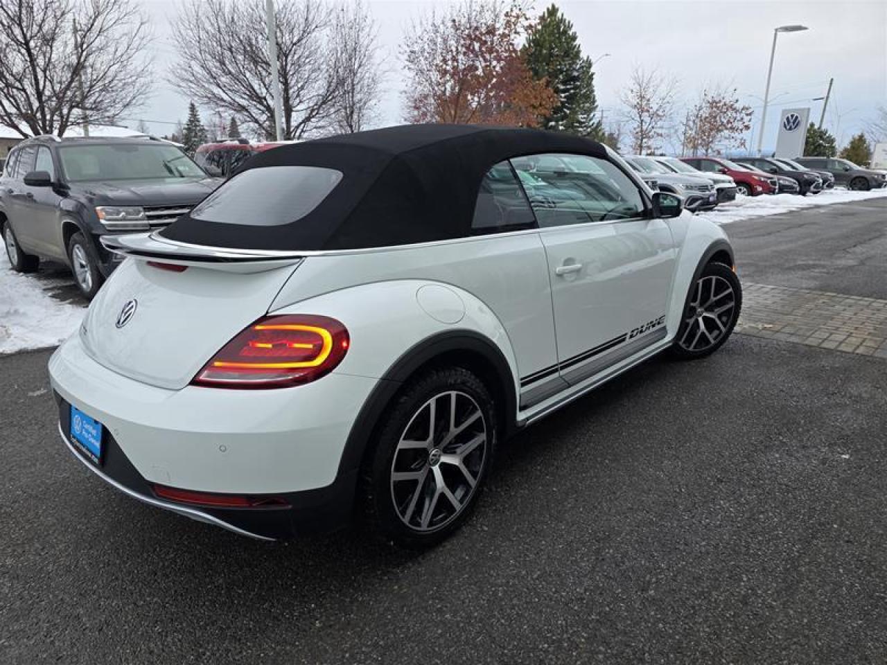 2019 Volkswagen Beetle Dune Convertible 2.0T 6sp at w/Tip Photo