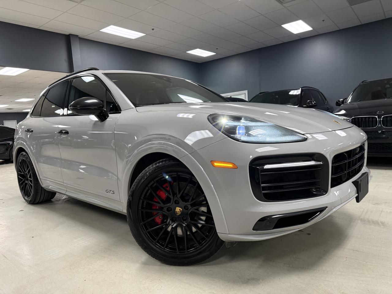 2021 Porsche Cayenne GTS AWD**ONE OWNER**FULLY SERVICED BY PORSCHE** Photo