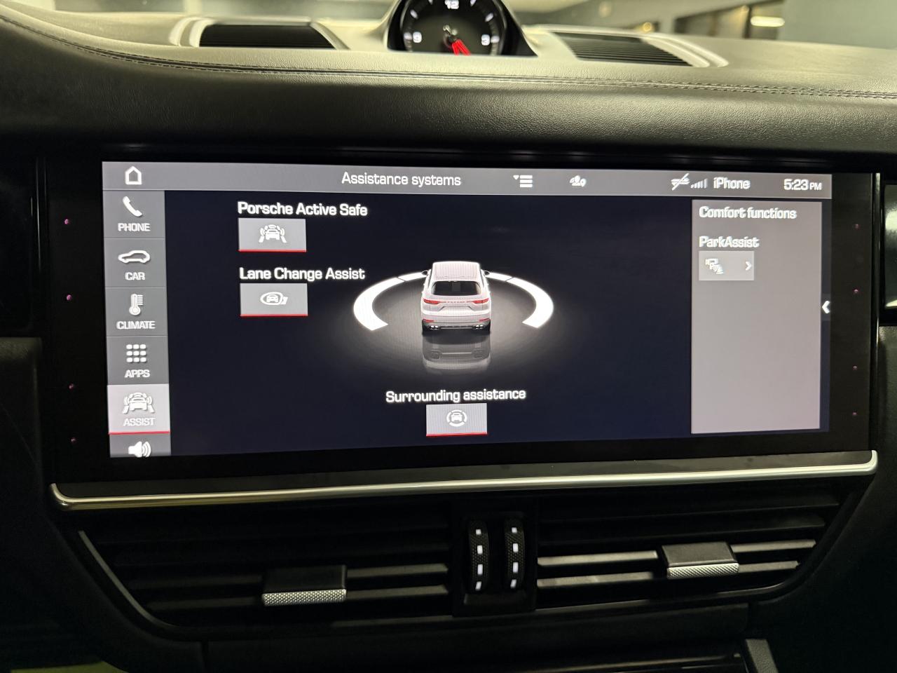 2021 Porsche Cayenne GTS AWD**ONE OWNER**FULLY SERVICED BY PORSCHE** Photo