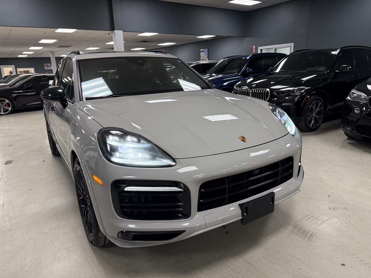 2021 Porsche Cayenne GTS AWD**ONE OWNER**FULLY SERVICED BY PORSCHE** Photo