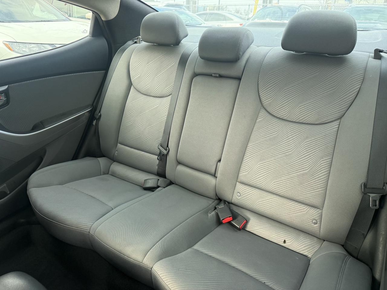 2013 Hyundai Elantra *** 3 YEAR WARRANTY INCLUDED *** Photo