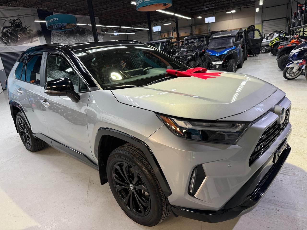 2024 Toyota RAV4 HYBRID XSE AWD   TECHNOLOGY PACKAGE   NO ACCIDENTS Photo